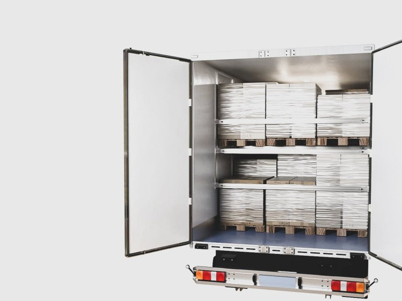 Trailer loaded with pallets